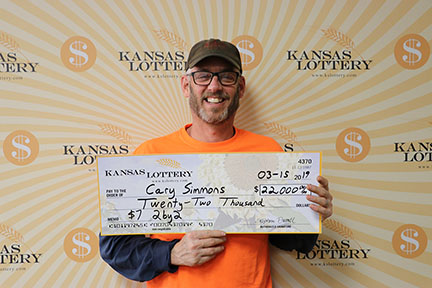 Cary Simmons wins $22,000 on $7 2by2